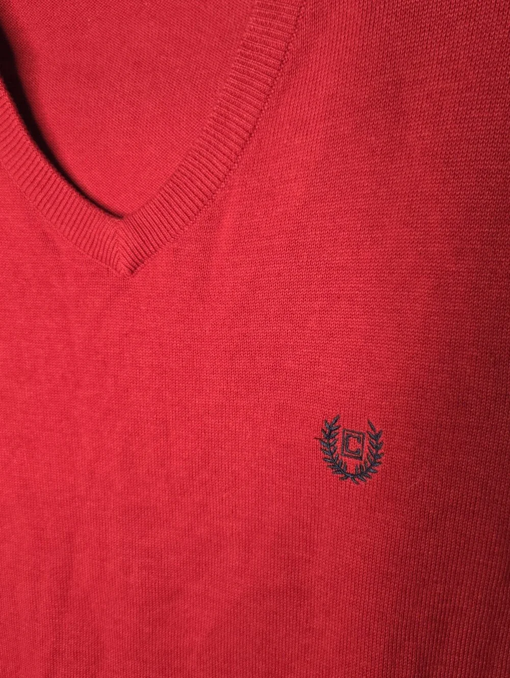 CHAPS RED SWEATER VEST MEDIUm